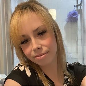 Meet your Posher, Vicky